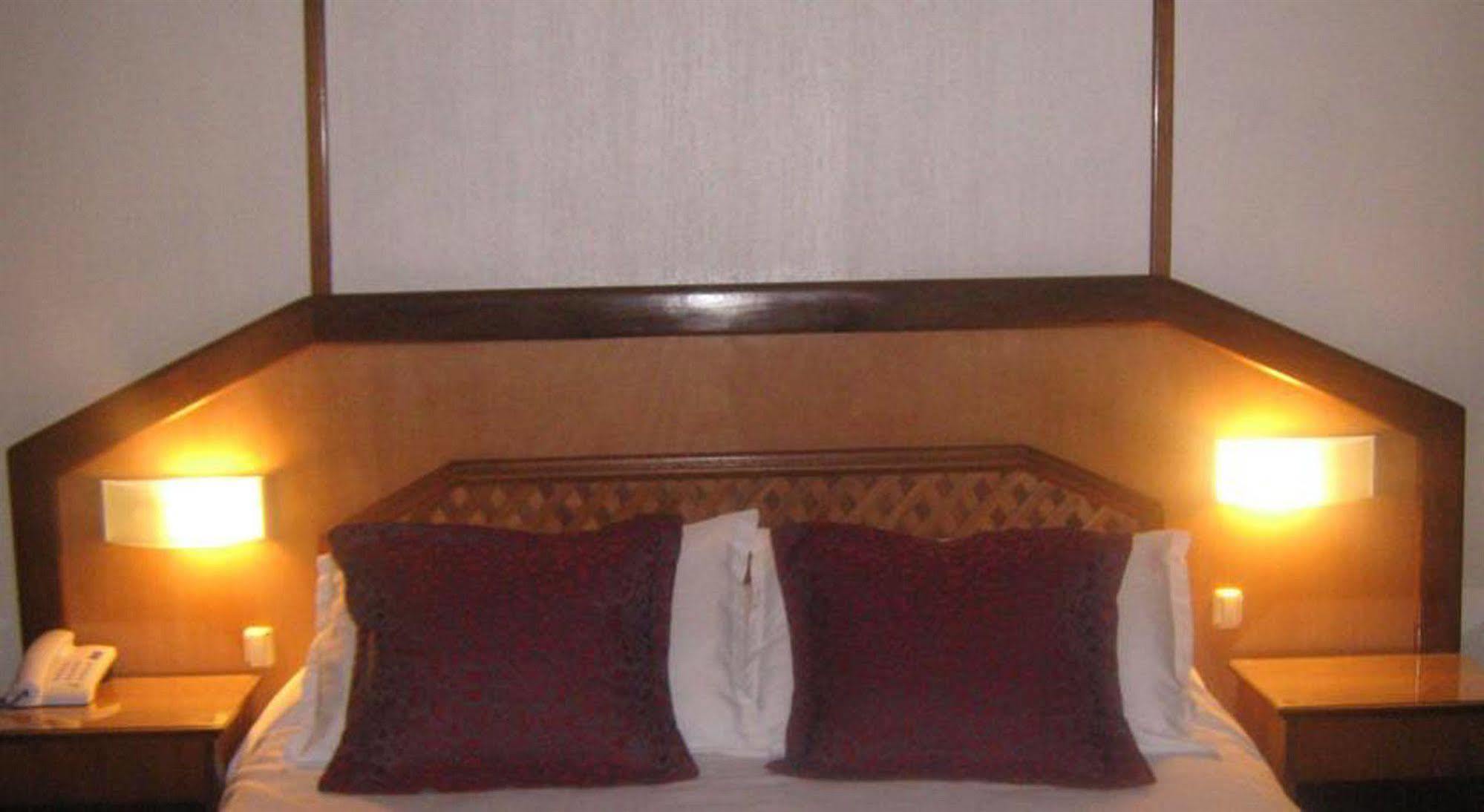 Hotel Continental Монтевидео Екстериор снимка